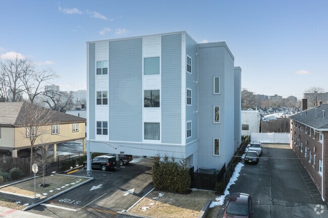 Building Photo - Park Street Apartments