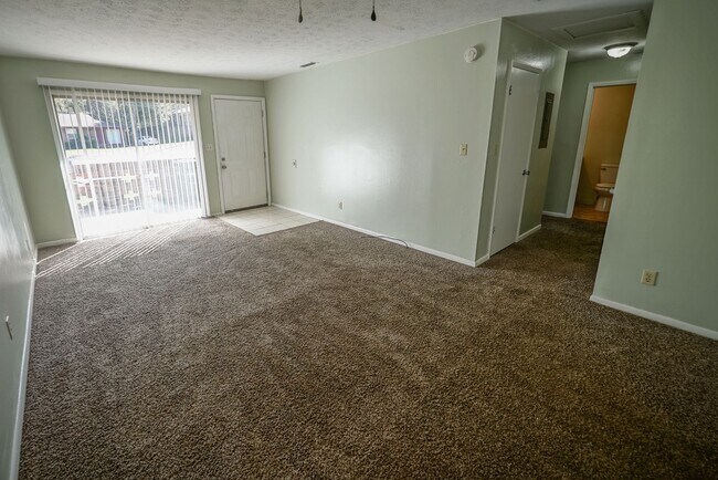 Foto del edificio - 2304 Hartsfield Ct