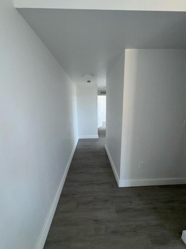 Foto del edificio - 6211 NW 7th Ave