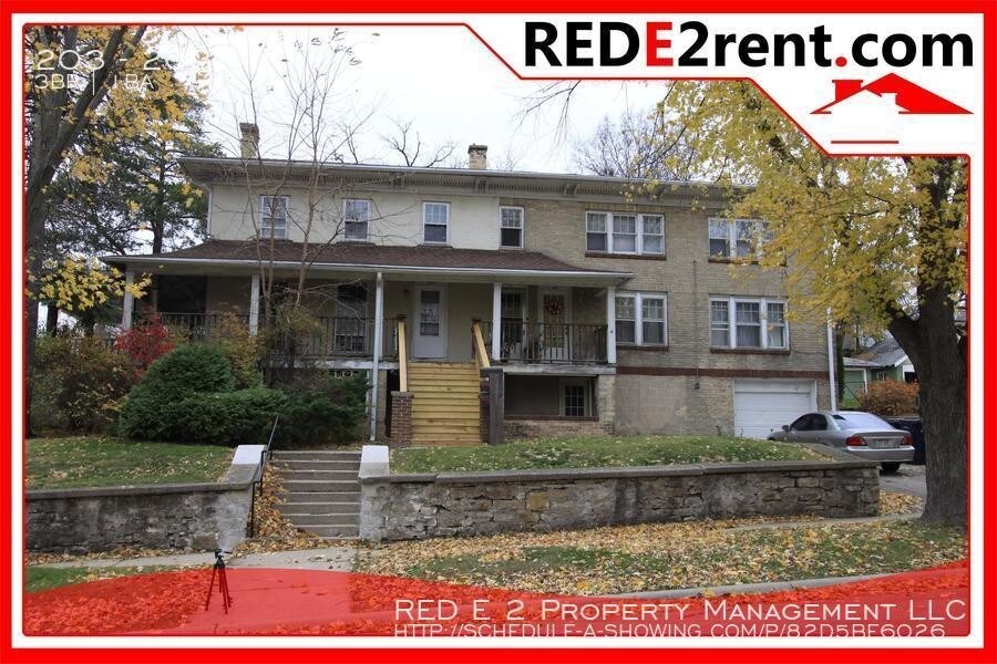 Primary Photo - 203 S Wisconsin St