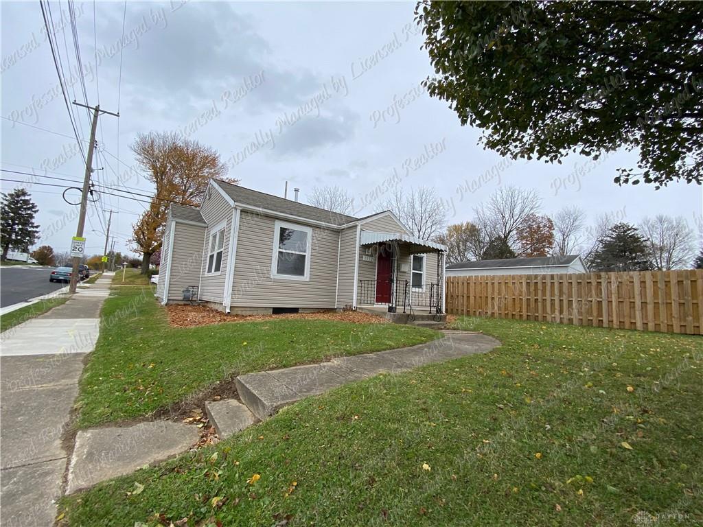 Primary Photo - 1552 Sunset Ave