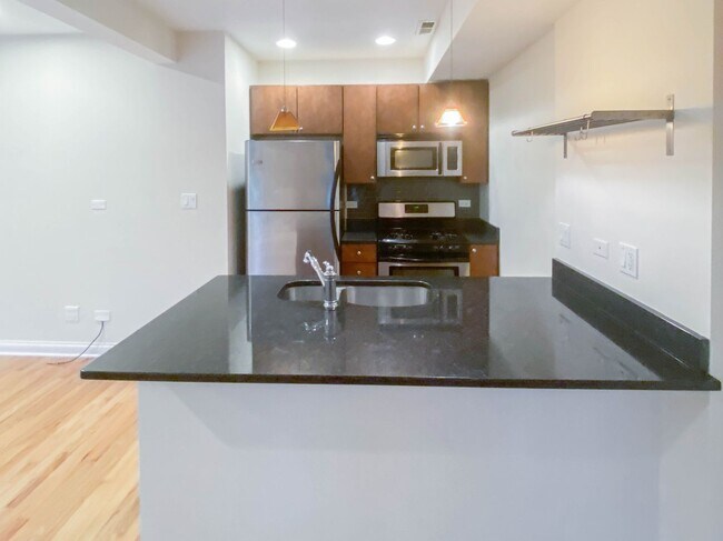 Foto del edificio - 1634 W Grace St