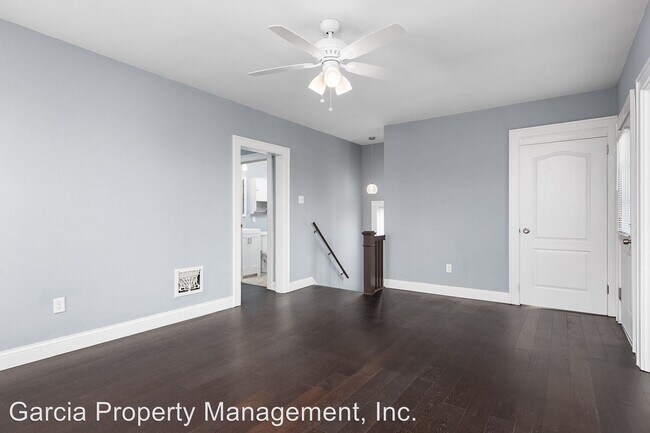 Building Photo - 4413 Delor St