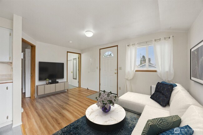 Foto del edificio - 5514 E I St