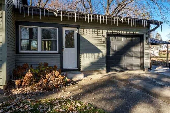 Foto del edificio - 3 Bedroom 2 Bathroom Home in Turner School District