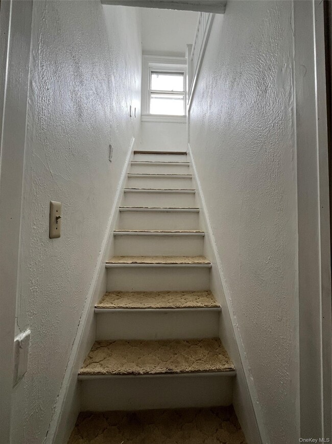 Building Photo - 7 Law St