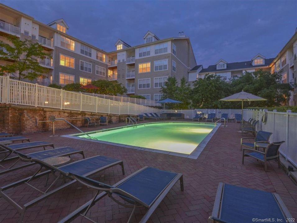 27 Glenbrook Rd Unit 501, Stamford, CT 06902 Condo for Rent in