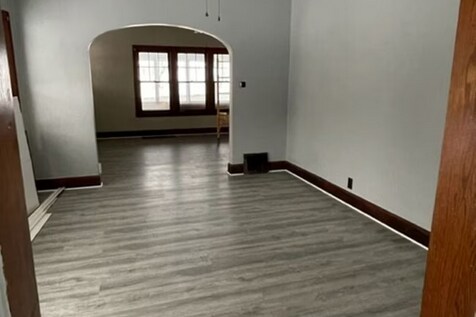Foto del edificio - 685 Woodville Rd
