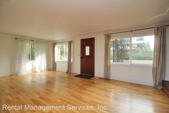 Foto del edificio - 3 br, 2.5 bath House - 4021 SE Drake St