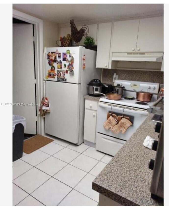Foto del edificio - 13941 Lake Placid Ct