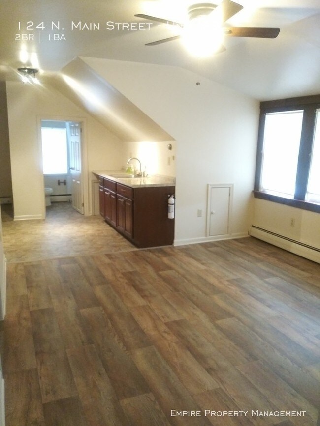 Building Photo - 2 Bedroom 1 Bath in Coopersburg, PA
