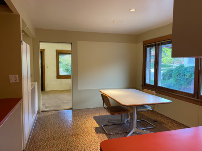 Building Photo - 2715 Brinker Ave