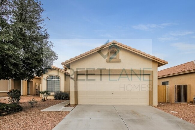 Building Photo - REDUCED!