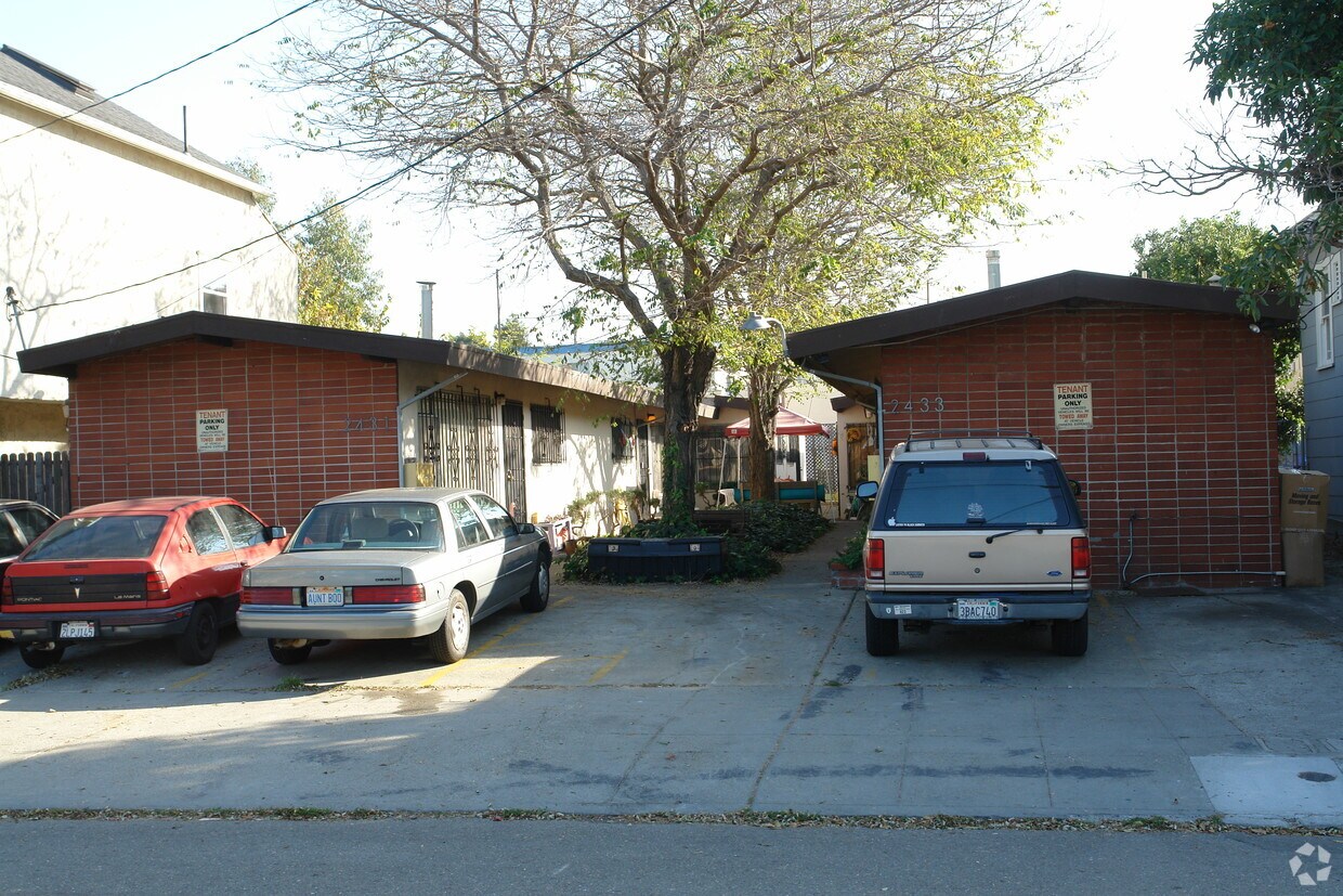 Foto del edificio - 2431 7th St