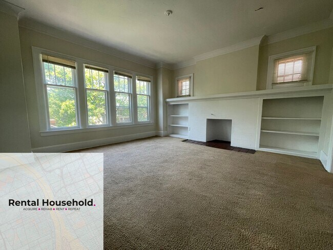 Foto del edificio - 5065-5067 Linsdale St.