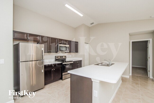 Building Photo - 1144 Genesee Ave SE