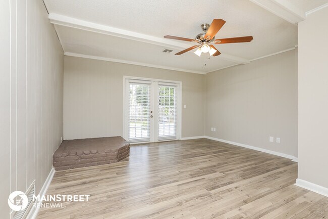 Building Photo - 721 Tropic Hill Dr