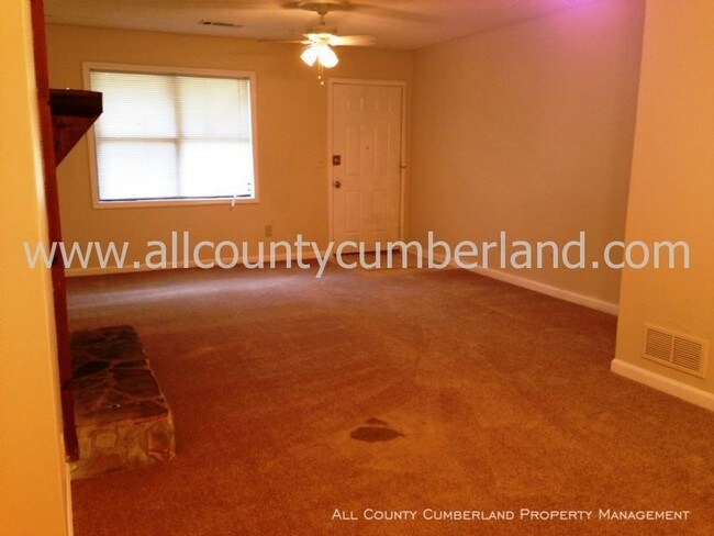 Building Photo - 4009 Hawthorne Cir