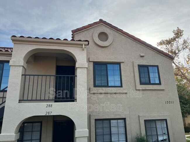 Foto del edificio - 13211 Wimberly Square