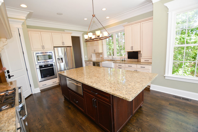 Building Photo - 1580 Rivertowne Country Club Dr