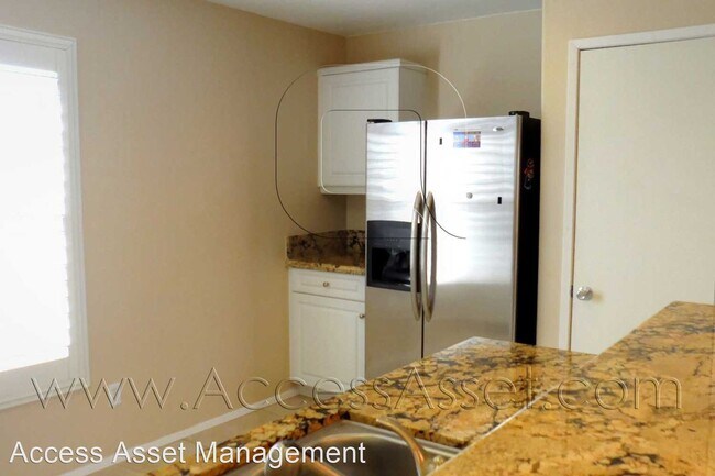 Building Photo - 3 br, 2.5 bath House - 1442 Tahoe St.