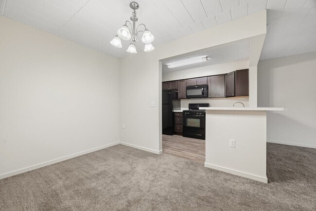 Building Photo - Bryn Mawr