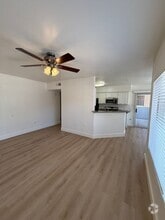 Building Photo - 1295 N Ash St