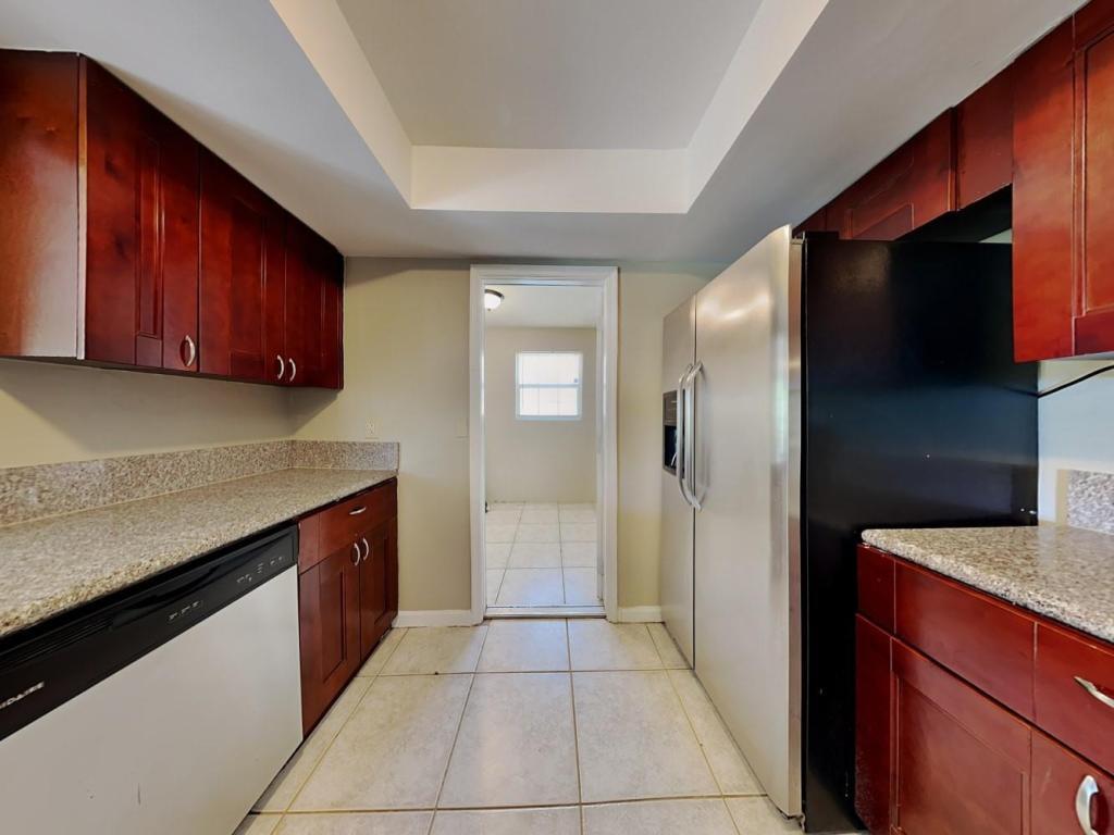 Foto principal - 122 SE 29th Ave