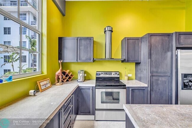 Foto del edificio - 425 N Andrews Ave