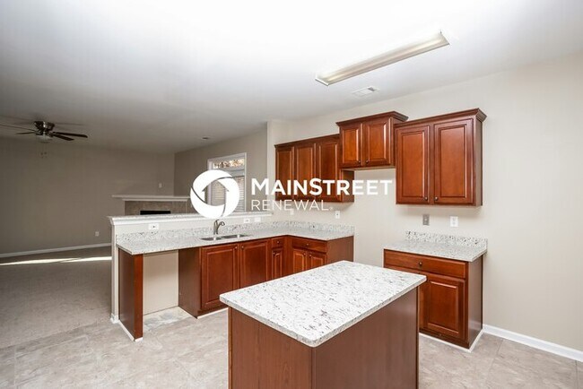 Foto del edificio - 2196 Greenwood Meadows Ln