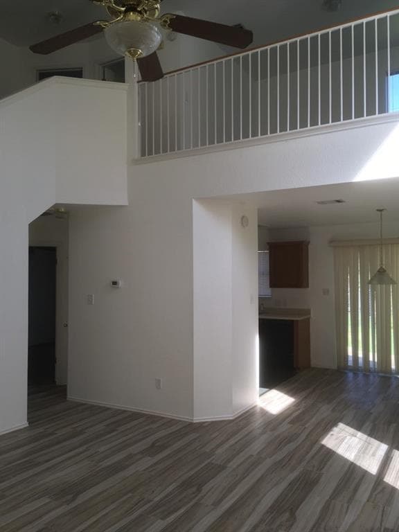 Building Photo - 7816 Portland Trail