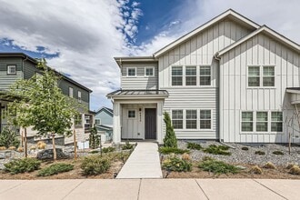 Building Photo - 8822 Fraser River Lp