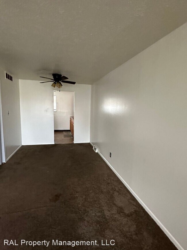Foto del edificio - 2 br, 1 bath House - 23756 banbury circle 8