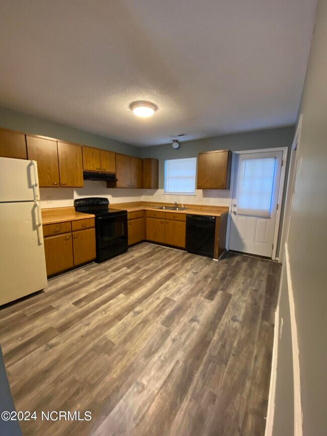Building Photo - 1524 Tramway Ct