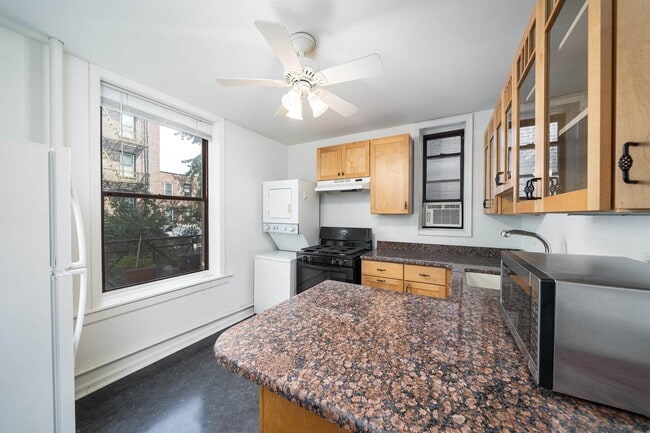 Foto del edificio - 1011 Willow Ave