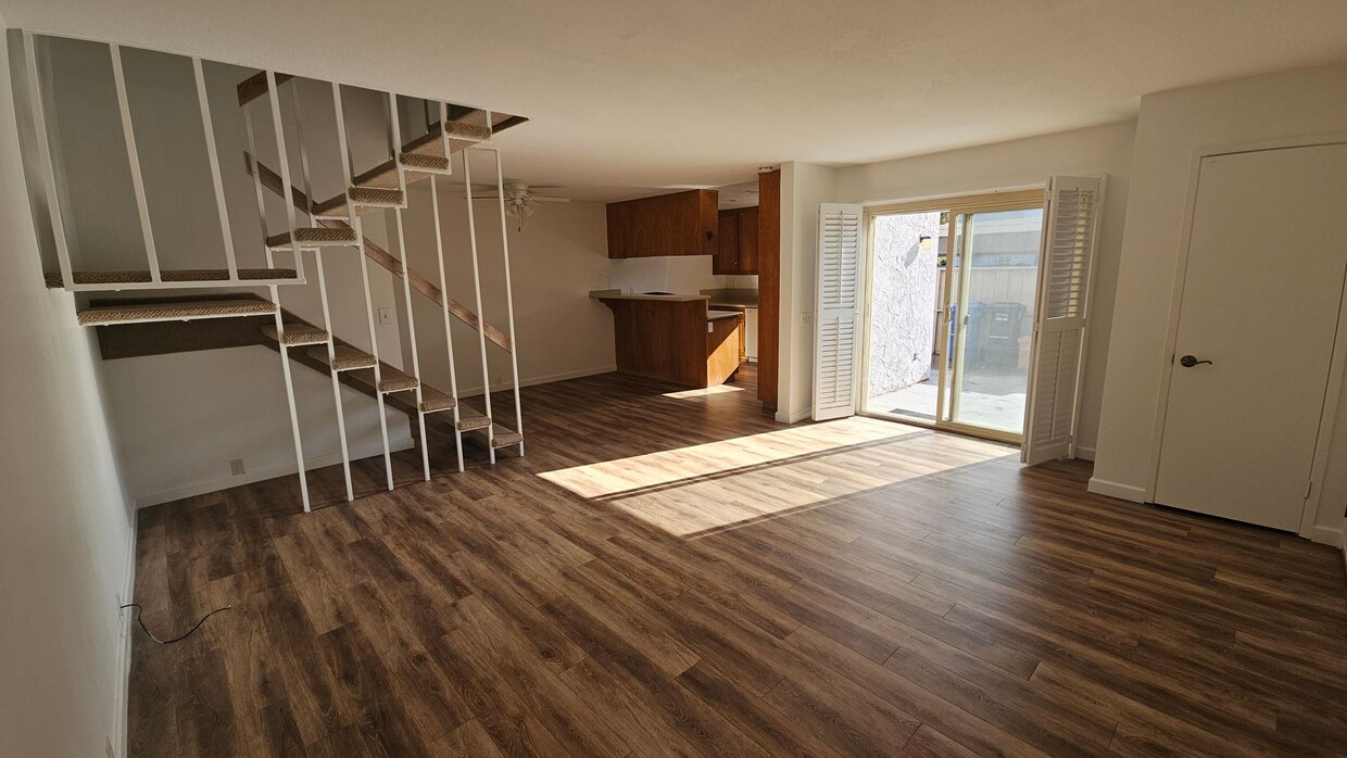 Primary Photo - EASTER WAY - UTC 3 BR TOWNHOME CONVENIENTL...