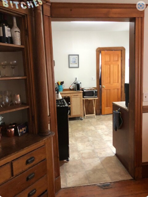 Foto del edificio - 4.0 bedroom in Somerville Massachusetts 02144