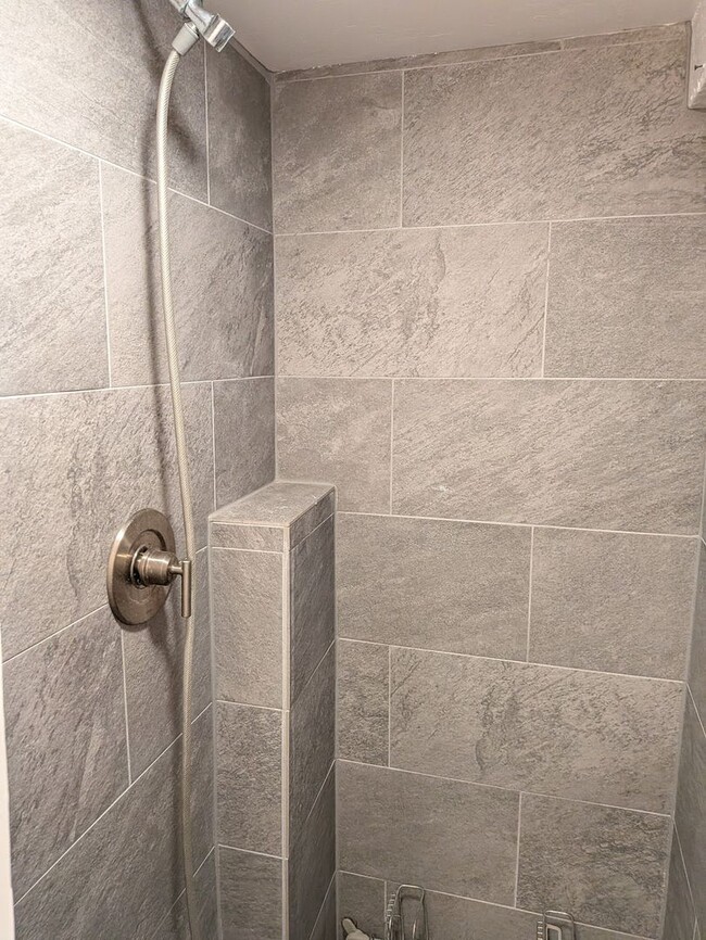 Foto del edificio - La Mesa