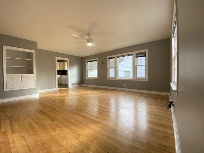 Foto del edificio - 1536 7th Ave NE