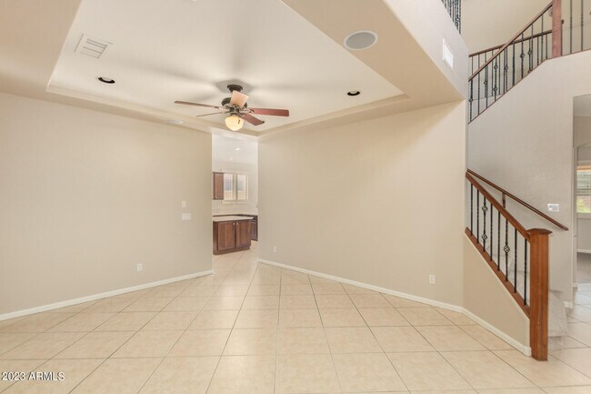 Building Photo - 503 W Pelican Dr