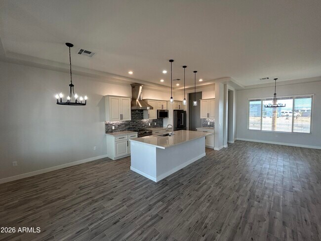 Foto del edificio - 23175 W Skinner Rd