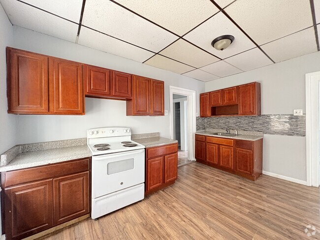 Building Photo - 295 Renner Ave