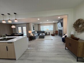 Building Photo - 19533 Justin Morgan Dr