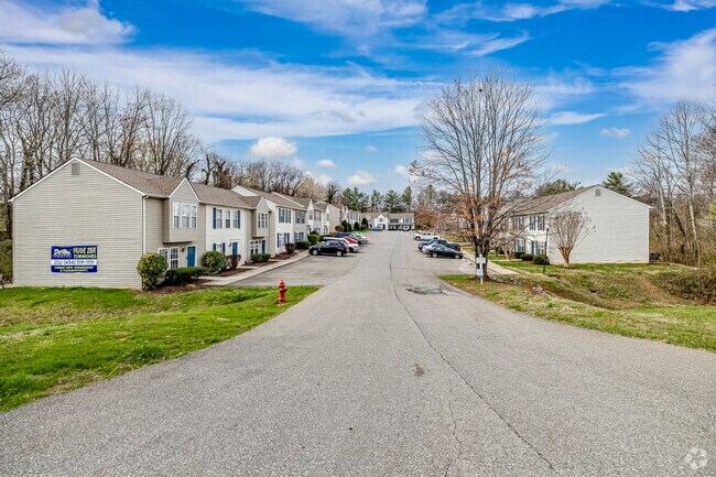Foto del edificio - Del Ray Townhomes