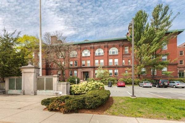 Foto del edificio - 48 Forest St