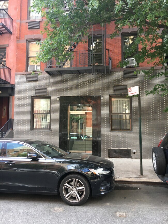 Foto del edificio - 430 E 85th St
