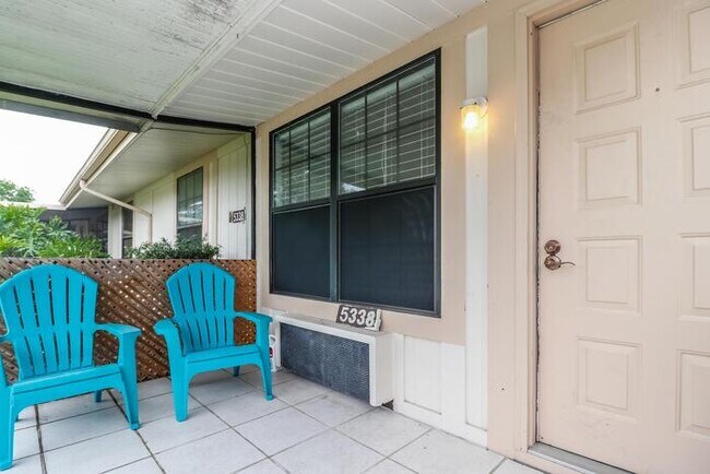 Foto del edificio - COZY 1/1 LOCATED IN WOODGATE!