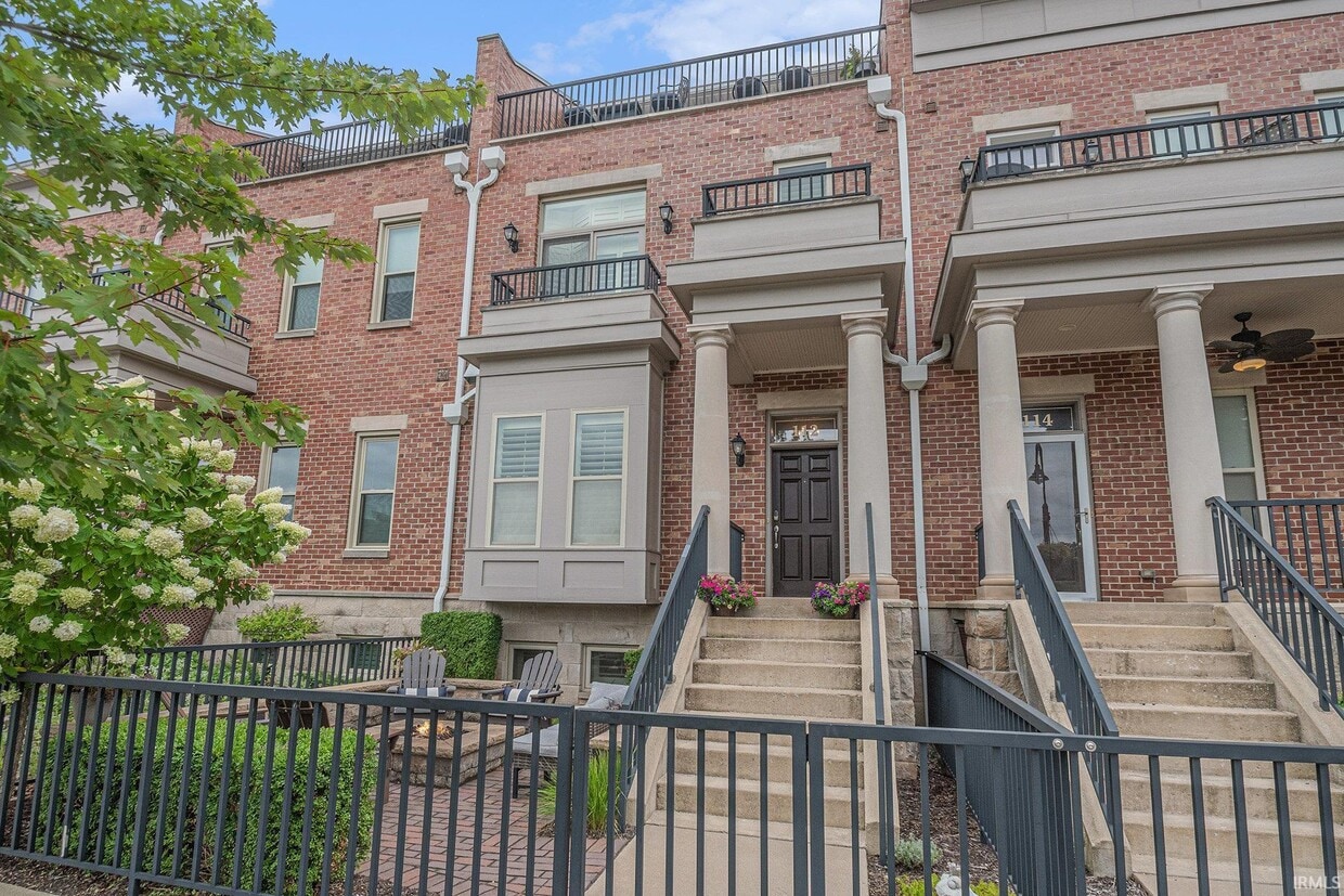 Foto principal - 112 S Niles Ave