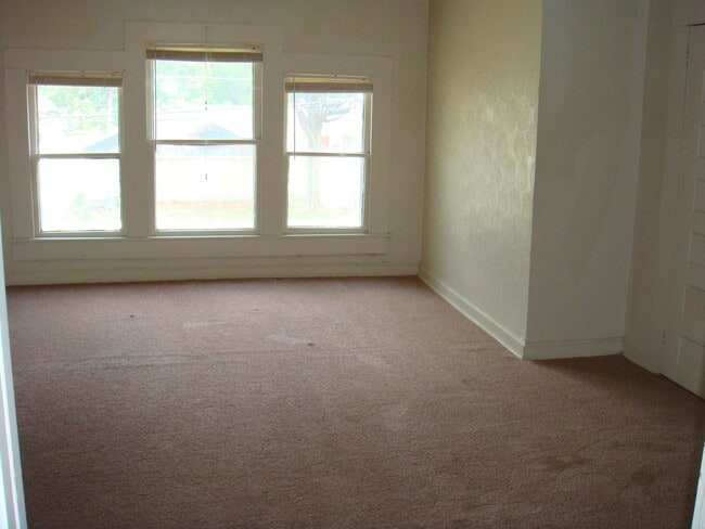 Foto del edificio - 205 W Gordon St