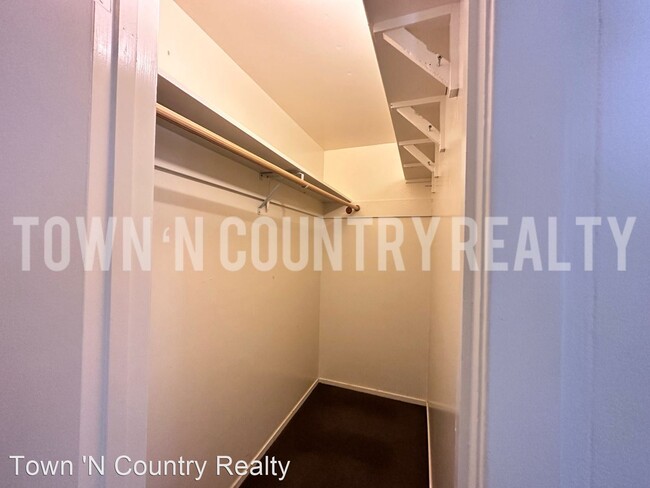 Foto del edificio - 2 br, 1 bath House - 21 Southbank Rd.